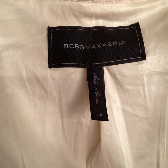 BCBG MaxAzria Walker Fringe Woven Jacket - Picture 13 of 13